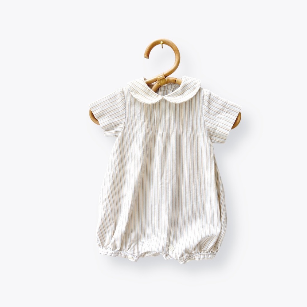 Q boutique Baby Bubble romper European Peter Pan ribbed stripe white tan NB 50